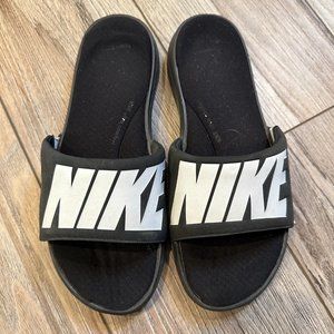 Size 12 - Nike Comfort Slides, Black